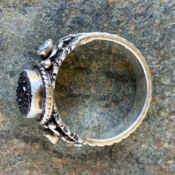 Aldrich Arts * Beautiful Sterling Silver Gray Druzy & White Topaz Ring - Picture 8 of 10